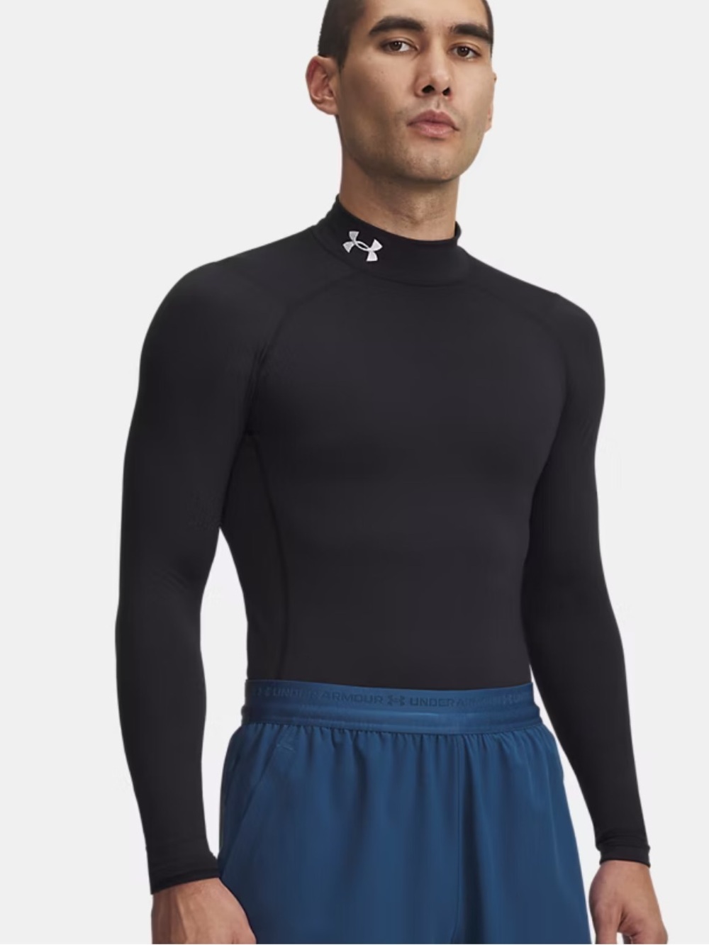 UNDER ARMOUR Coldgear Mock Neck Base Layer Shirt
Black
Size Medium